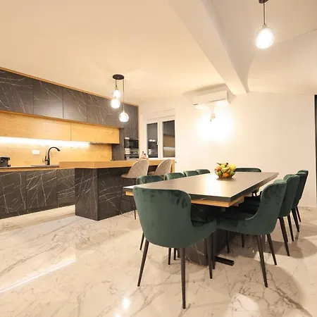 Rhapsody In - Luxury In Zadar * Crno