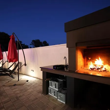Villa Rhapsody In - Luxury In Zadar *