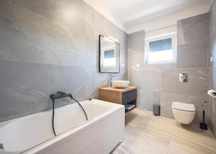 Villa Rhapsody In - Luxury In Zadar Crno